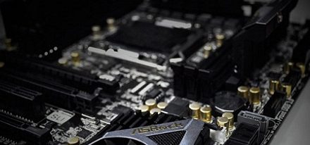 ASRock mostró un adelanto de su próxima placa X79 Extreme7