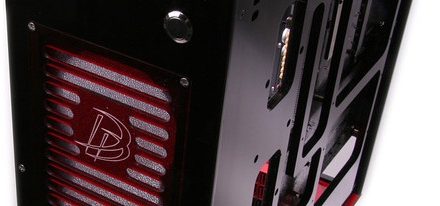 Nuevo case personalizable Q20 de Danger Den