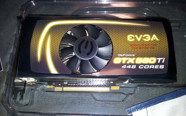 EVGA también muestra su GTX 560 Ti 448 Cores