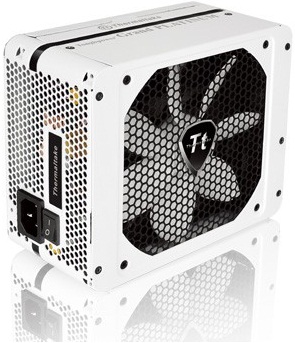 Fuente de poder Toughpower Grand Platinum Snow Edition de Thermaltake