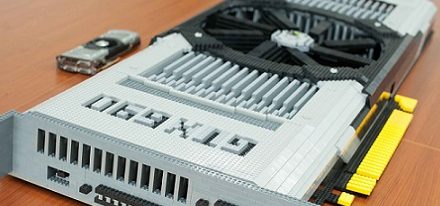 Réplica de una GeForce GTX 690 hecha con Legos